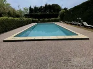 coloris plage de piscine
